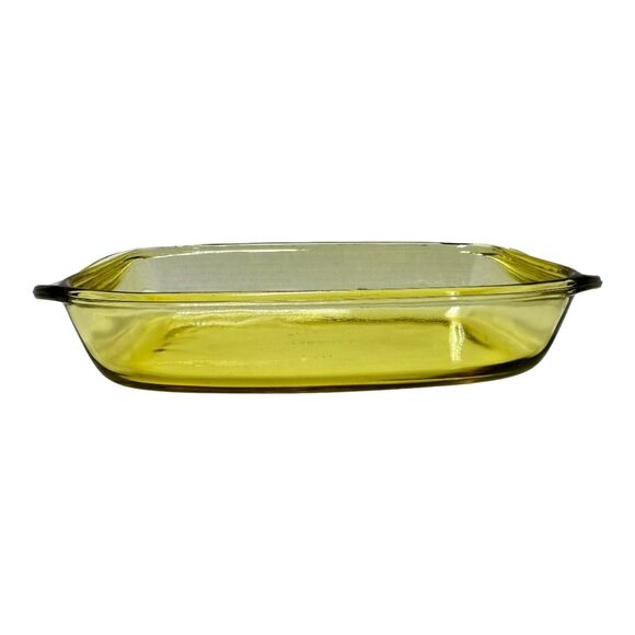 Vintage Dynaware Pyr-O-Rey Amber Glass Casserole Dish - Number 11 - Picture 1 of 9